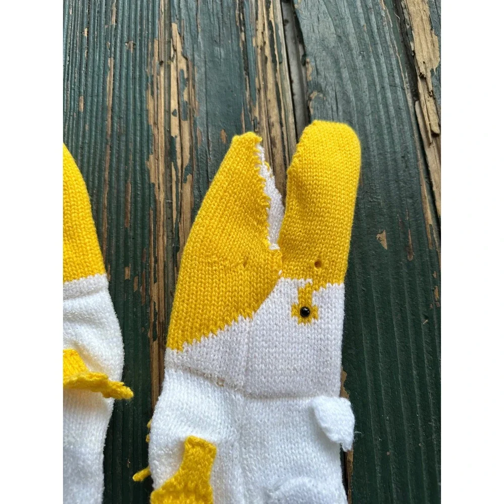 Novelty Cockatiel Bird Knit Socks White Yellow 3D Wing Crest Animal‎ Crew Socks
